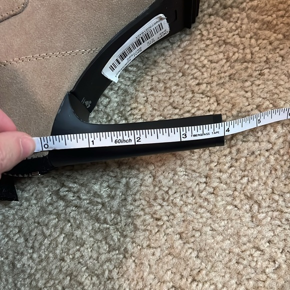 DKNY Blake Suede booties Velcro Strappy heel taupe black size 6.5 shoe sandal - Picture 12 of 12